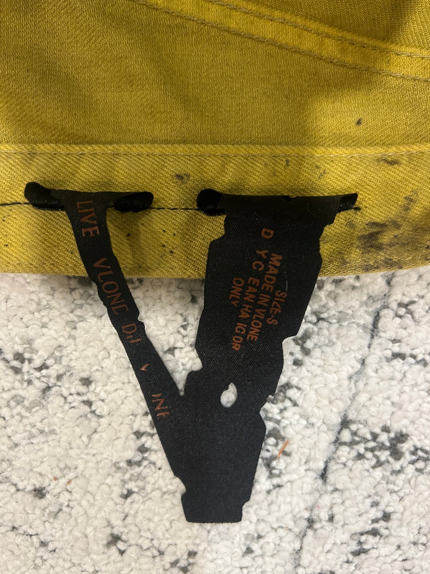 VLONE 1:1 STACKED JEANS