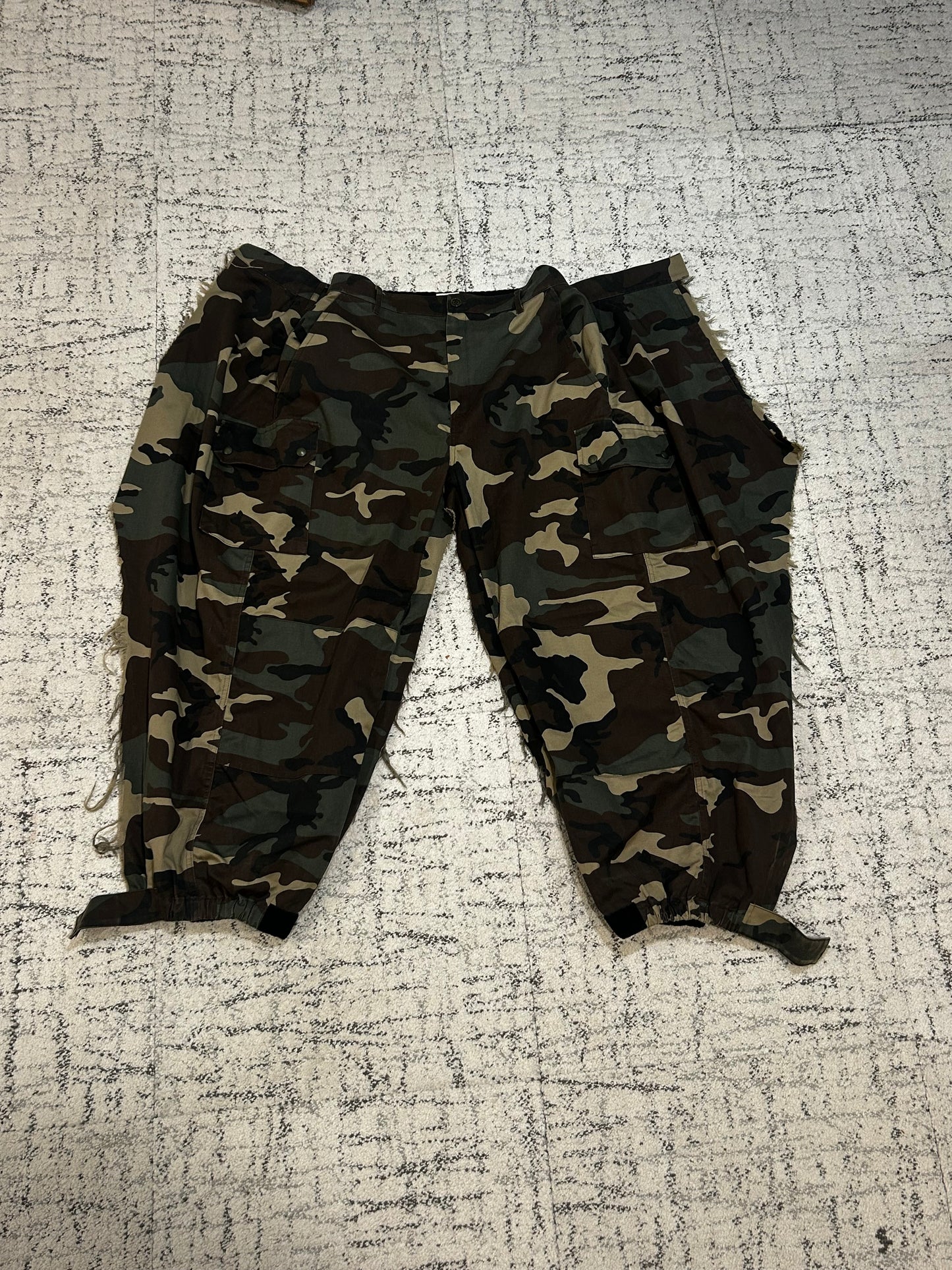 Vetements AW18 Comando Pants